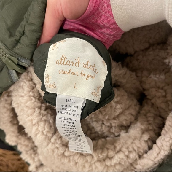 NWOT Altar’d State Reversible Parka - Picture 10 of 10